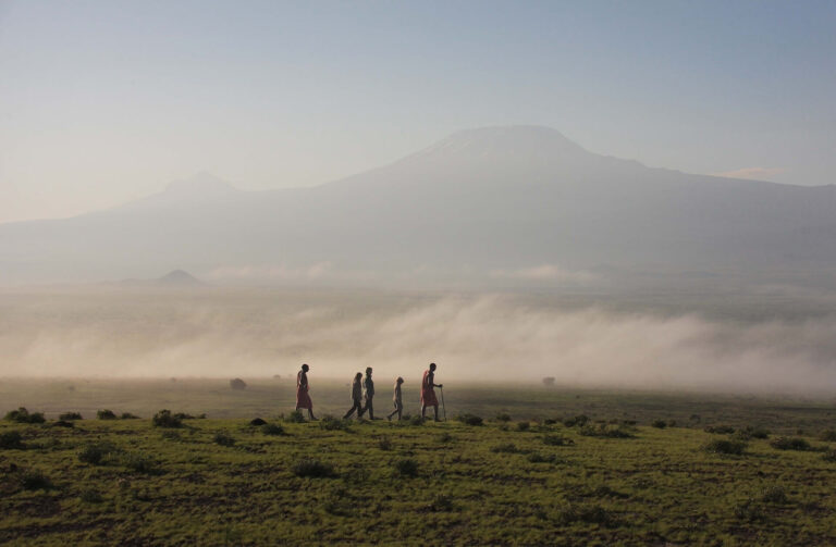 Tortilis Camp - activities - bush walk with the backd…Kilimanjaro