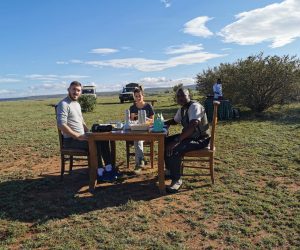 Bush breakfast-Masai Mara.jpg
